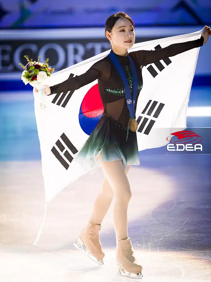 Ice Gallery Skates U.S.